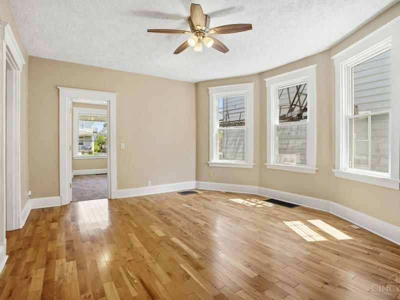 2429 Robertson Avenue, Cincinnati, OH 45212 Photo 12