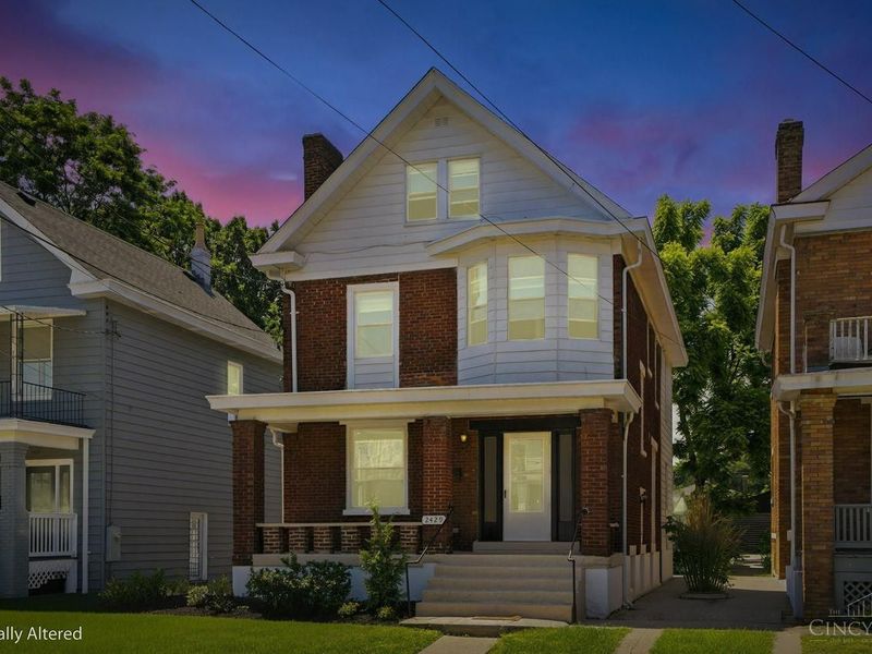 2429 Robertson Avenue, Cincinnati, OH 45212 Photo 2