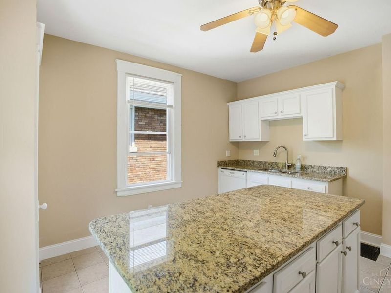 2429 Robertson Avenue, Cincinnati, OH 45212 Photo 21