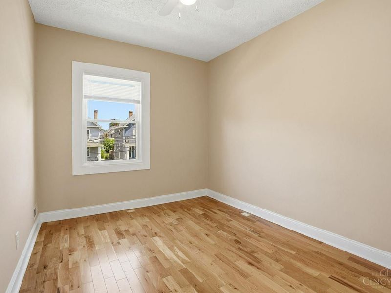 2429 Robertson Avenue, Cincinnati, OH 45212 Photo 32