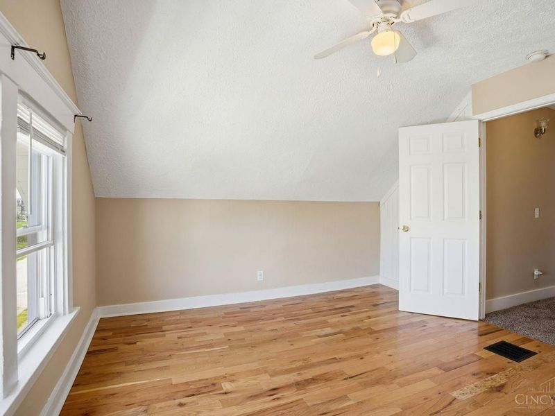 2429 Robertson Avenue, Cincinnati, OH 45212 Photo 39