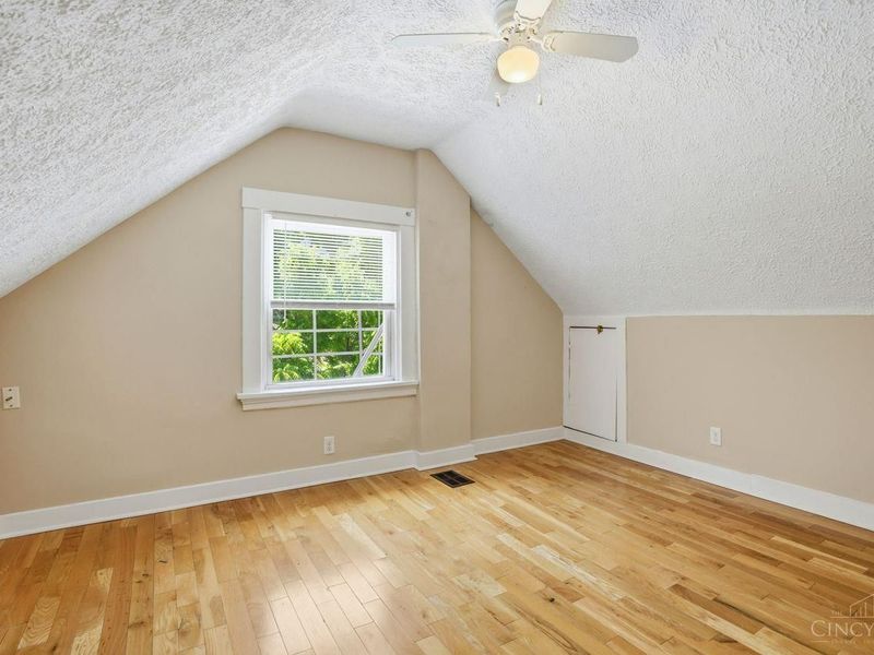2429 Robertson Avenue, Cincinnati, OH 45212 Photo 40