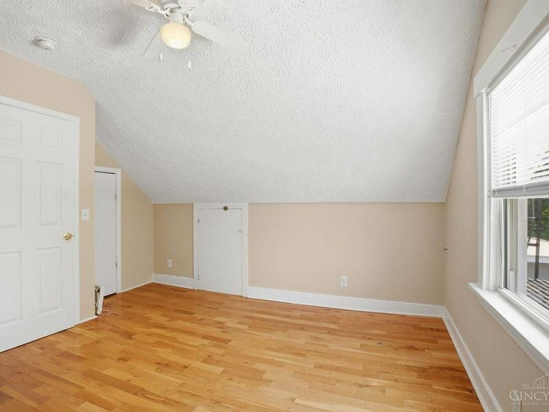 2429 Robertson Avenue, Cincinnati, OH 45212 Photo 41