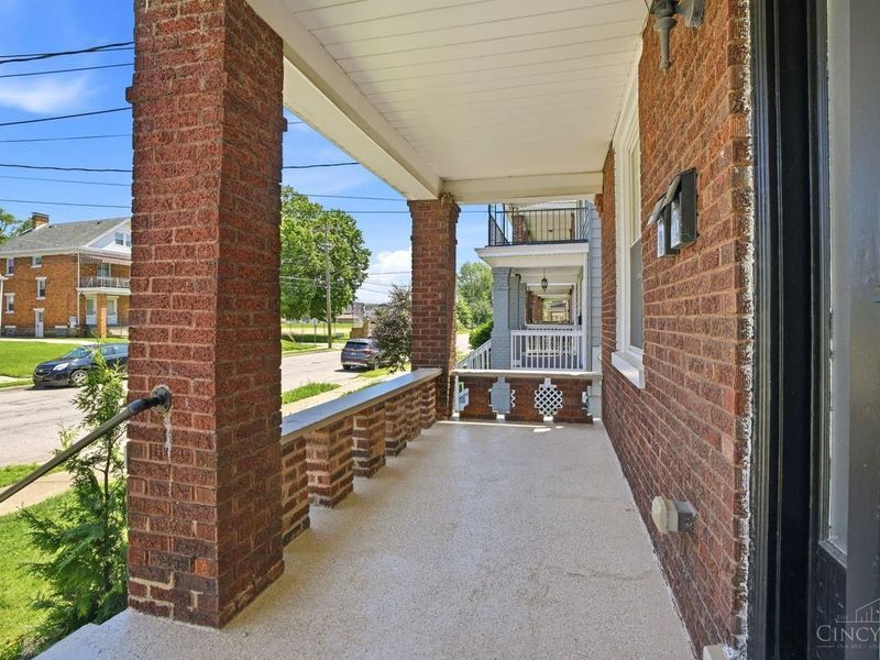 2429 Robertson Avenue, Cincinnati, OH 45212 Photo 6
