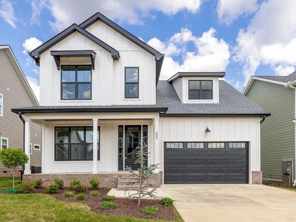602 River Watch Way , Winchester, TN 37398