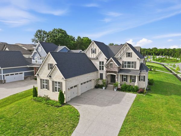 2186 Broadway St , Nolensville, TN 37135