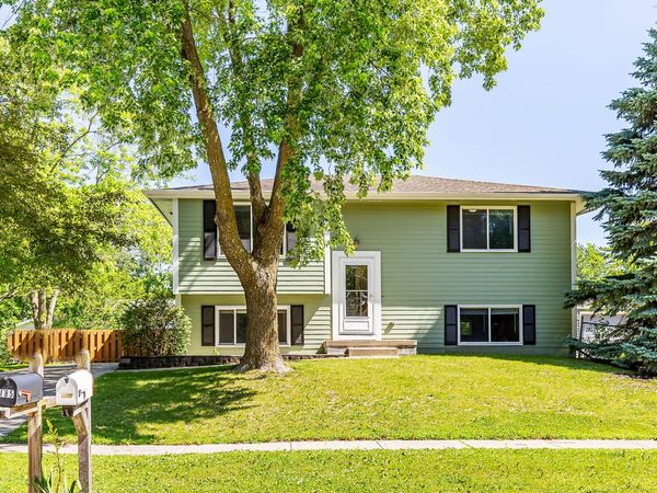 185 Corene Avenue , Waukee, IA 50263