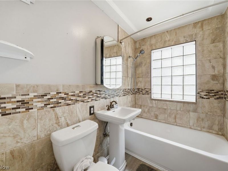 13416 Crossburn Avenue , Cleveland, OH 44135 Photo 13