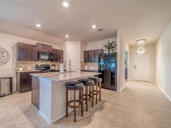 2100 Littleton DR , Leander, TX 78641