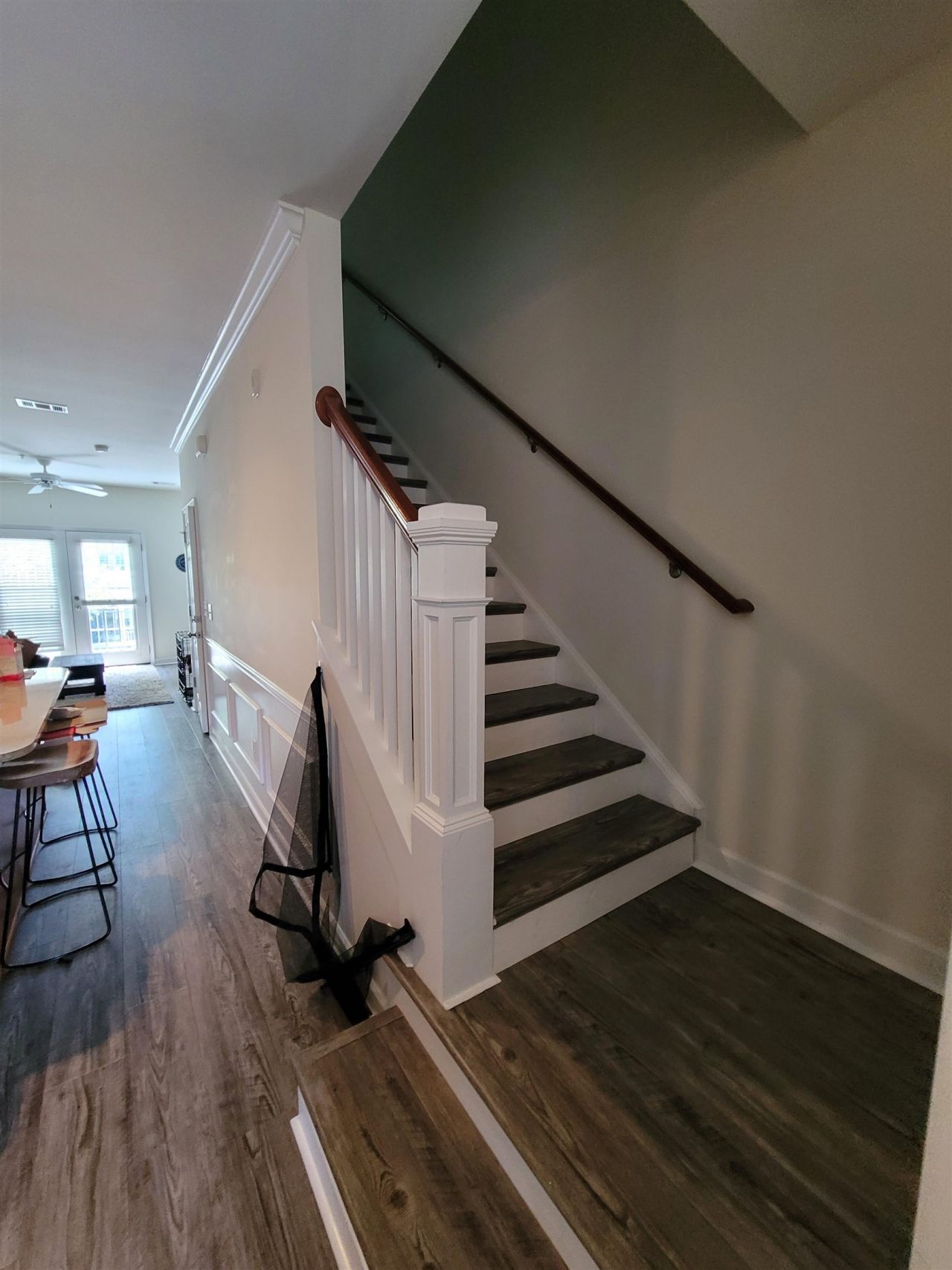 926 Price Ln. Photo 10