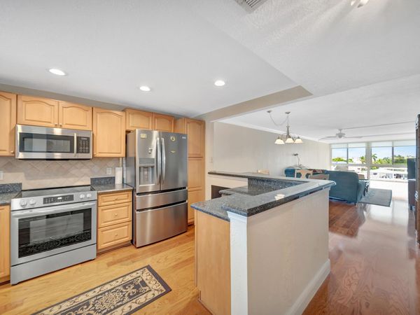 3100 NE 49 Street, Unit 403, Fort Lauderdale, FL 33308