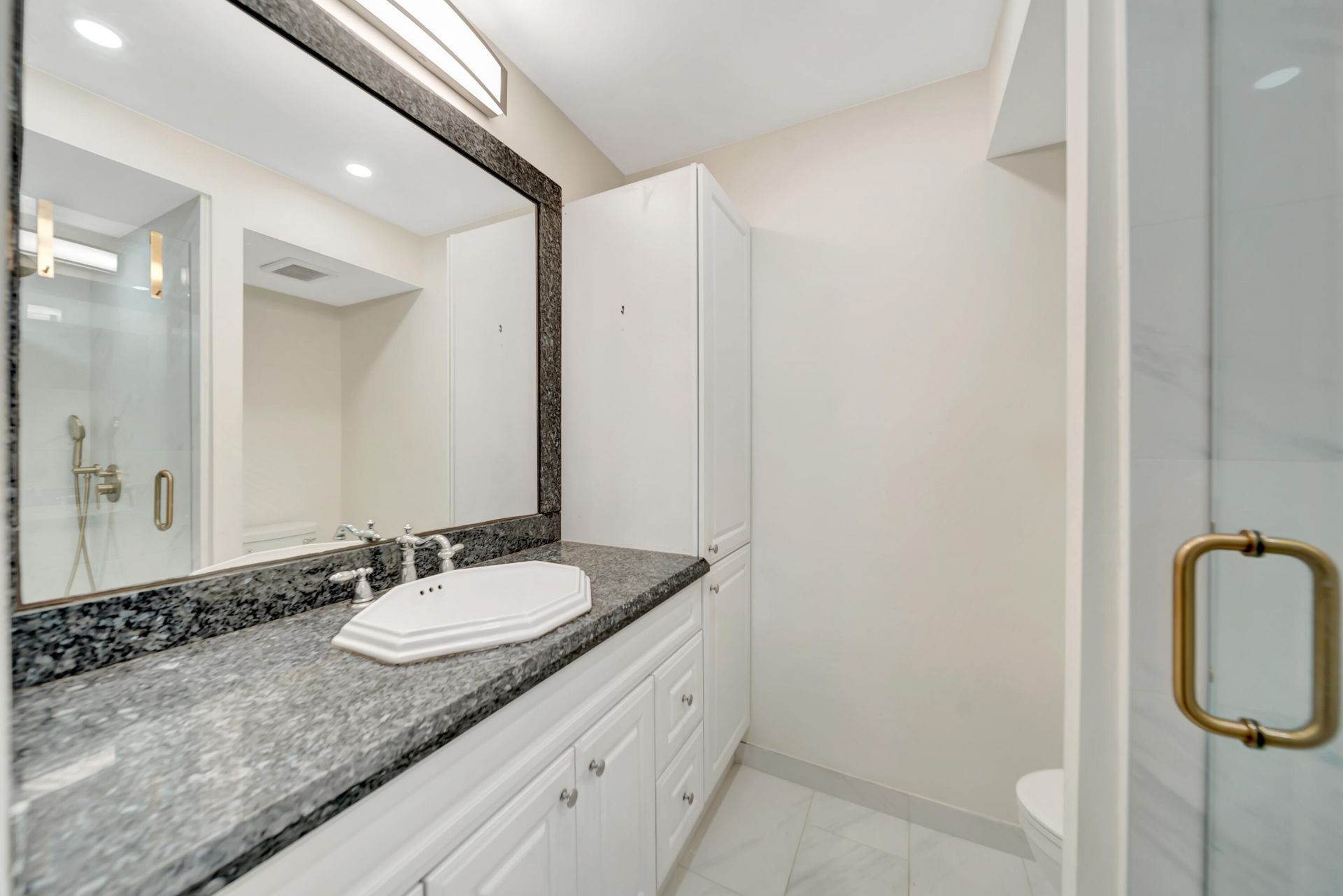 3100 NE 49 Street, Unit 403, Fort Lauderdale, FL 33308 Photo