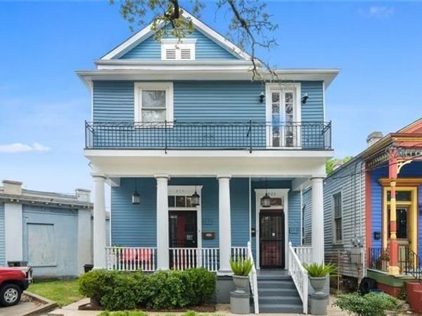 233 S NORMAN C FRANCIS Parkway , New Orleans, LA 70119