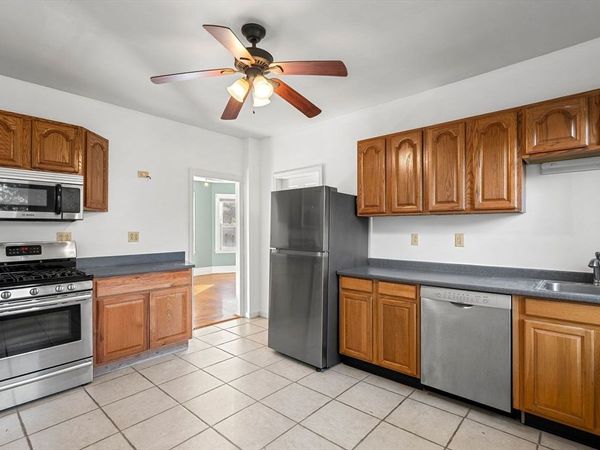 15 Parsons St, Unit 15, Quincy, MA 02169