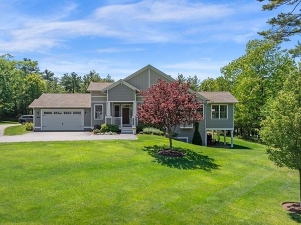 28 Kennedy Rd, Unit B, Gloucester, MA 01930