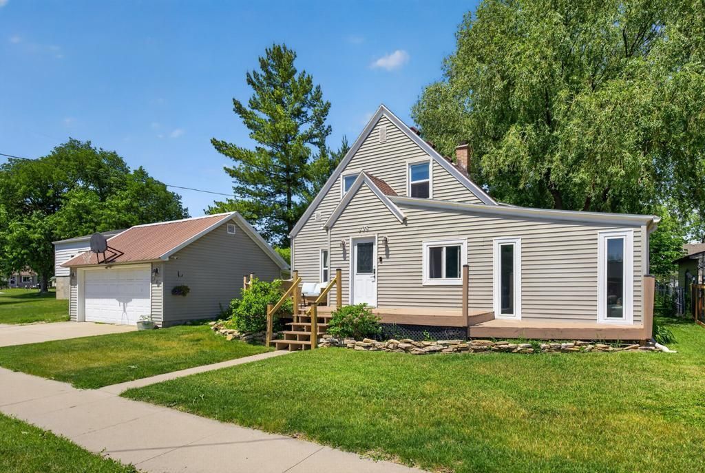 308 2nd Street NW, Pine Island, MN 55963