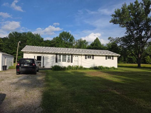 32372 Main Street , Tamms, IL 62988