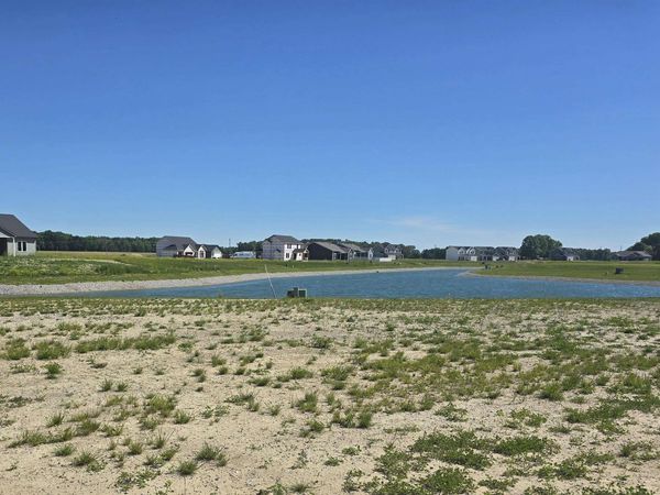 5570 Rio Azul Cove, Fort Wayne, IN 46818