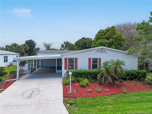 8155 13th Hole Drive, Port St Lucie, FL 34952