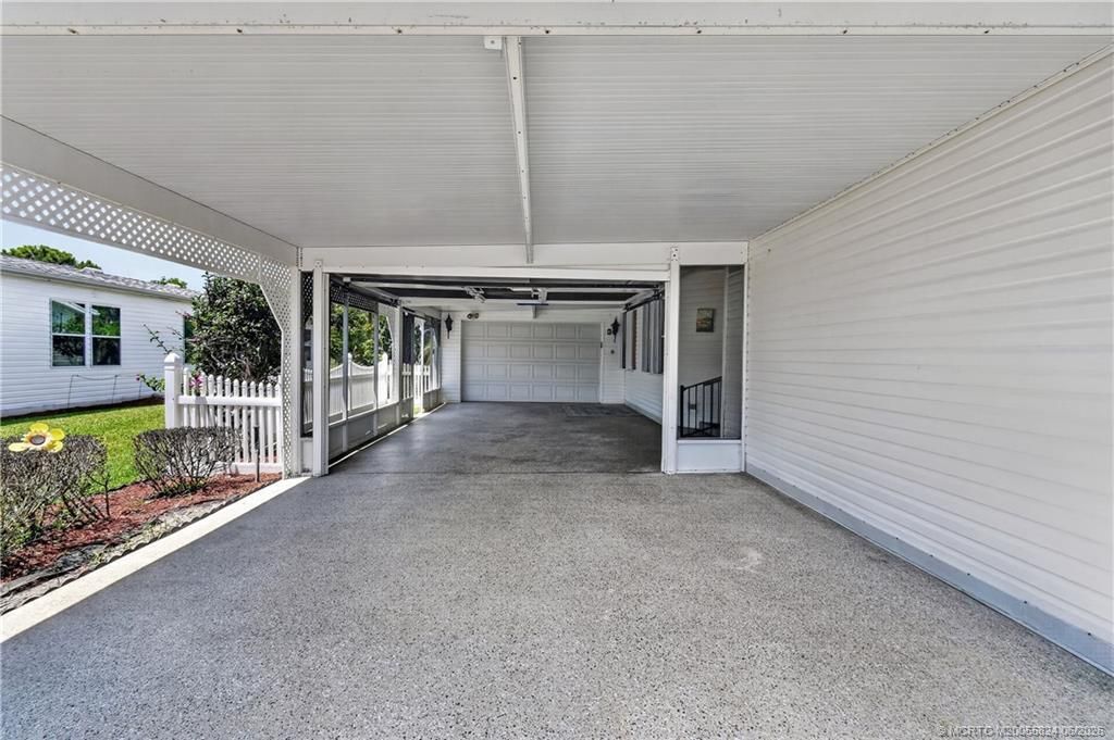 8155 13th Hole Drive, Port Saint Lucie, FL 34952 Photo