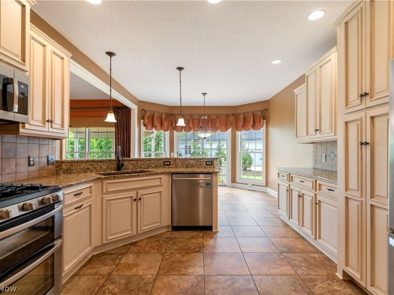 8500 Sandbridge Street NW, Massillon, OH 44646 Photo 16