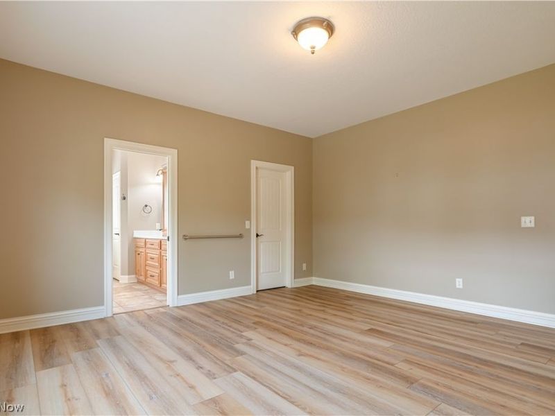 8500 Sandbridge Street NW, Massillon, OH 44646 Photo 28