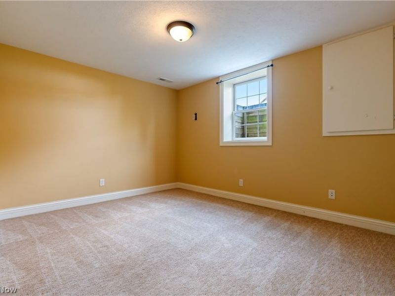 8500 Sandbridge Street NW, Massillon, OH 44646 Photo 41