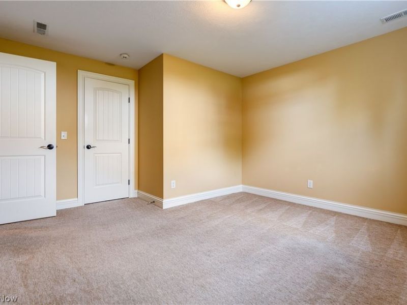 8500 Sandbridge Street NW, Massillon, OH 44646 Photo 42