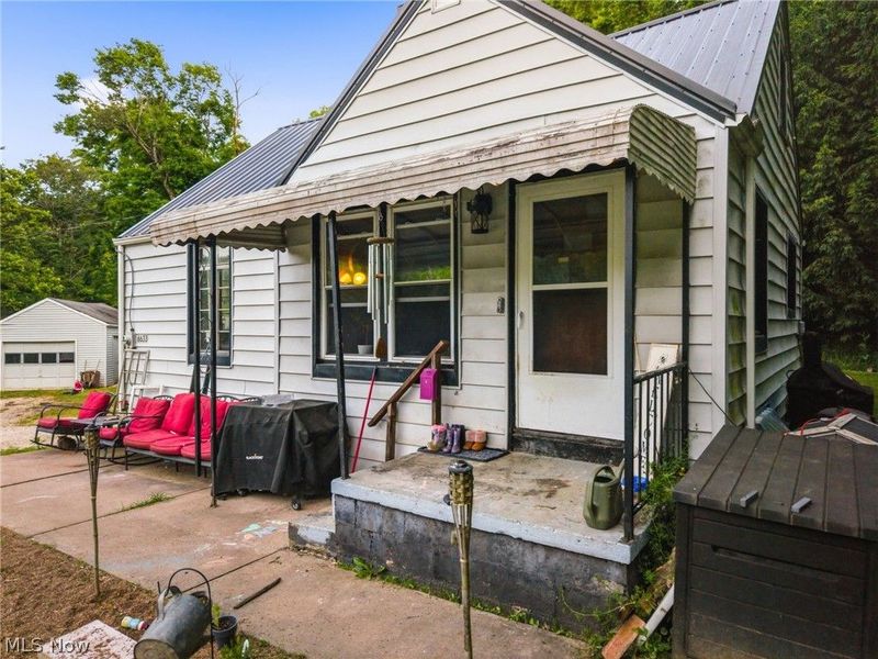 6633 Maplehurst Avenue SE, East Sparta, OH 44626 Photo 5