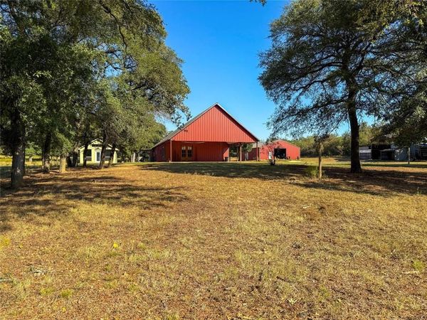 423 A HCR 1439 , Covington, TX 76636