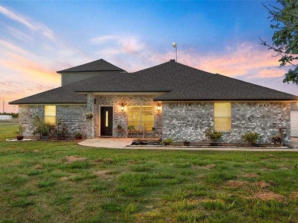 5330 Leroy Parkway, West, TX 76691