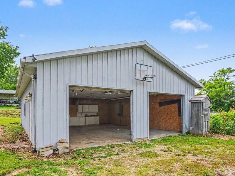 6657 Wizard Of Oz Way, Hillsboro, OH 45133 Photo 16