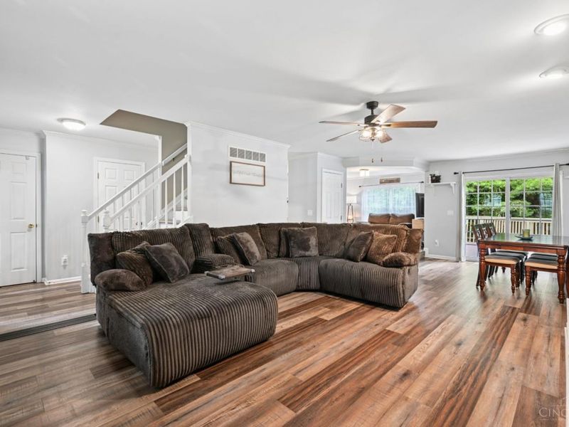 7758 Meadow Crest Court, Deerfield Twp., OH 45039 Photo 6