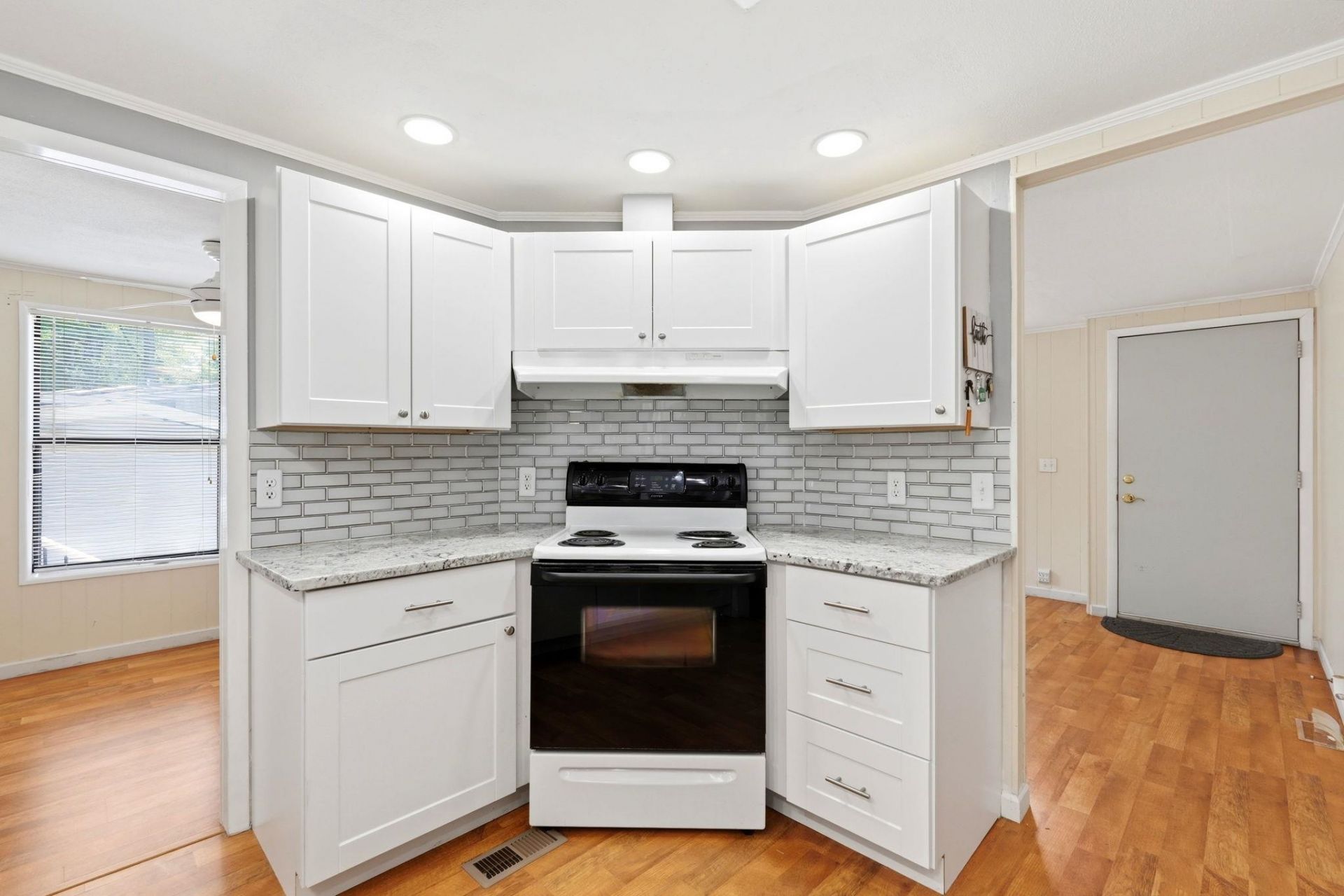 732 Raleigh Trail Photo 24