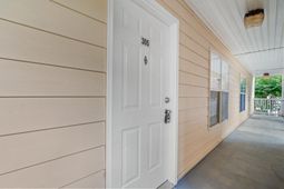 4251 Villas Dr.  photo 4