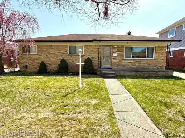 31015 Dorais Street , Livonia, MI 48154