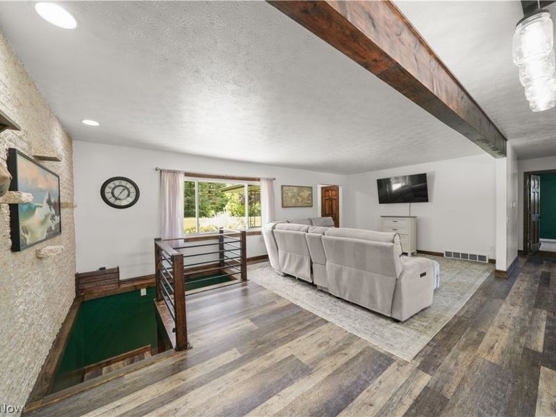 6132 Oak Hill Drive , West Farmington, OH 44491 Photo 8