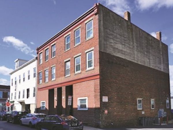 29 Lambert St, Unit 1L, Cambridge, MA 02141