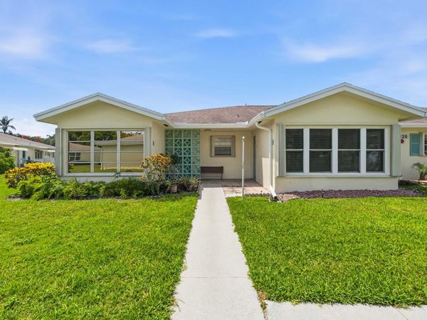 5126 Lakefront Boulevard, Unit B, Delray Beach, FL 33484