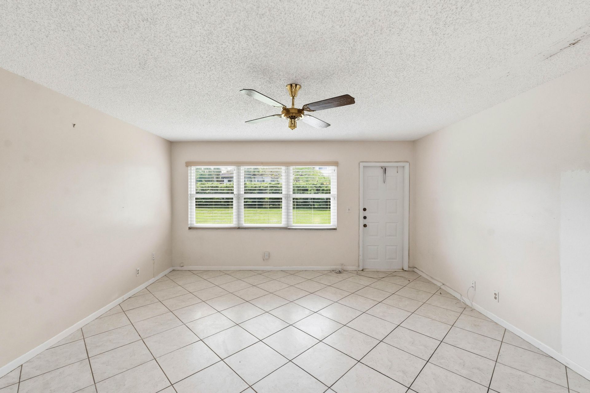 5126 Lakefront Boulevard, Unit B, Delray Beach, FL 33484 Photo