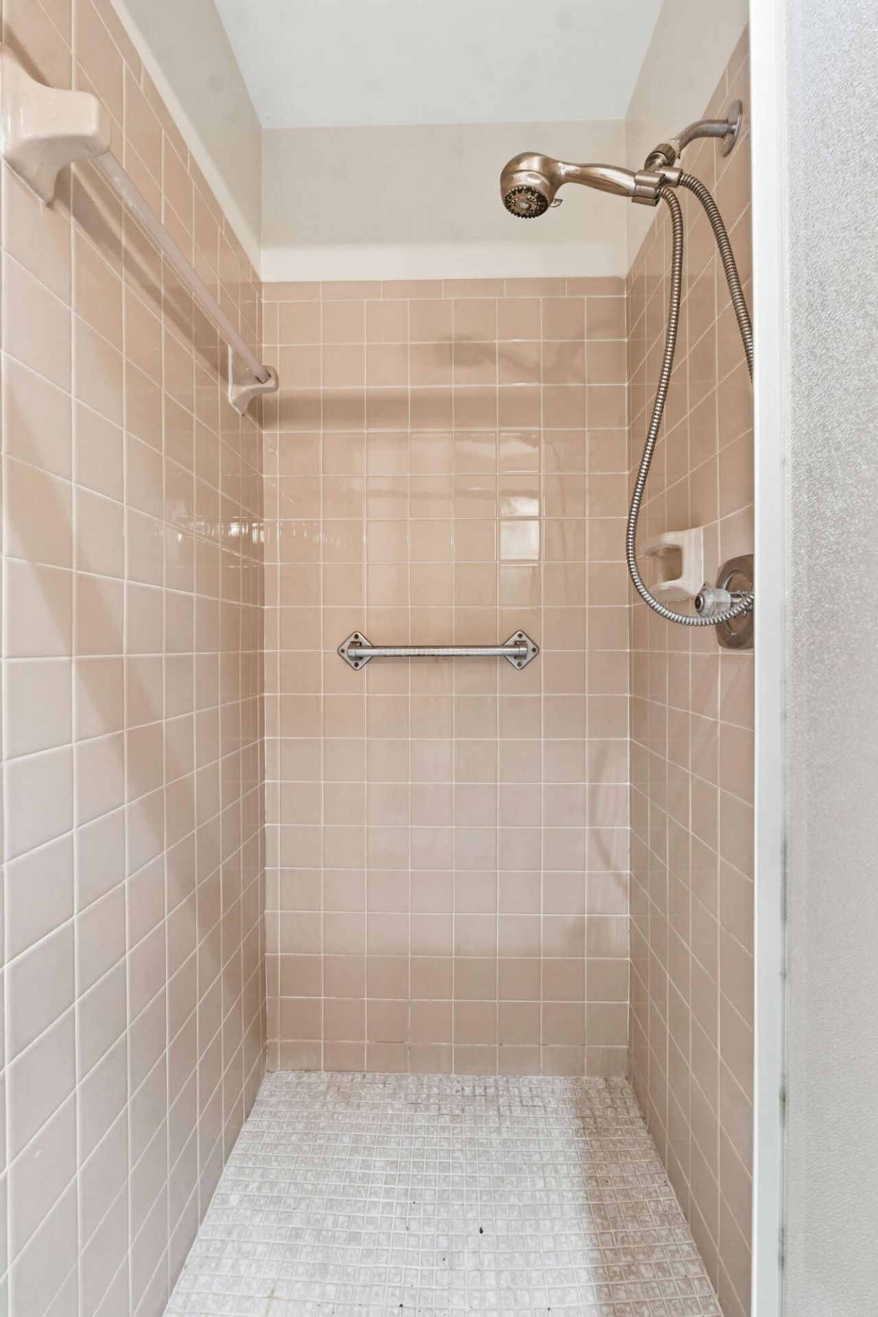 5126 Lakefront Boulevard, Unit B, Delray Beach, FL 33484 Photo