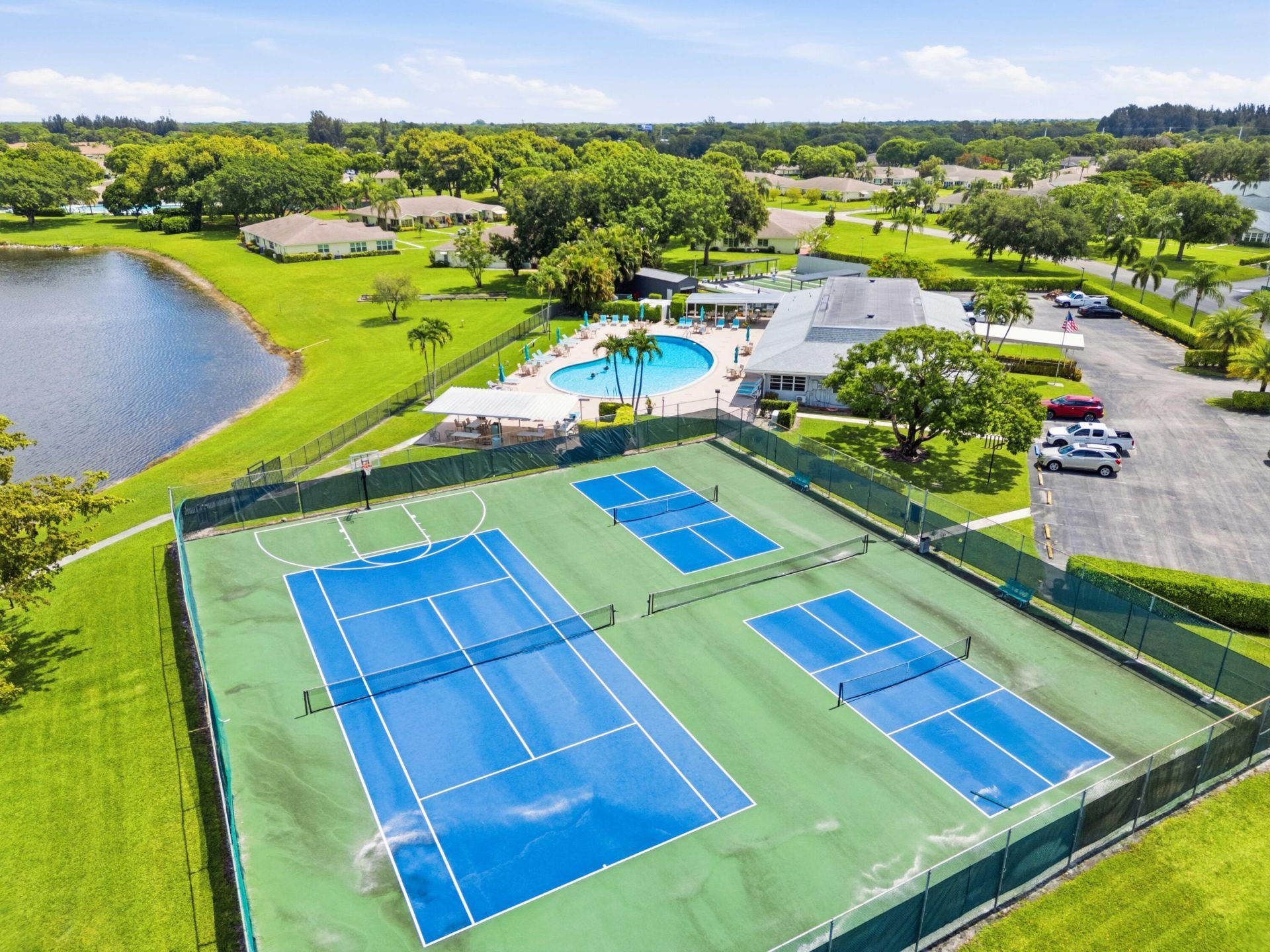 5126 Lakefront Boulevard, Unit B, Delray Beach, FL 33484 Photo