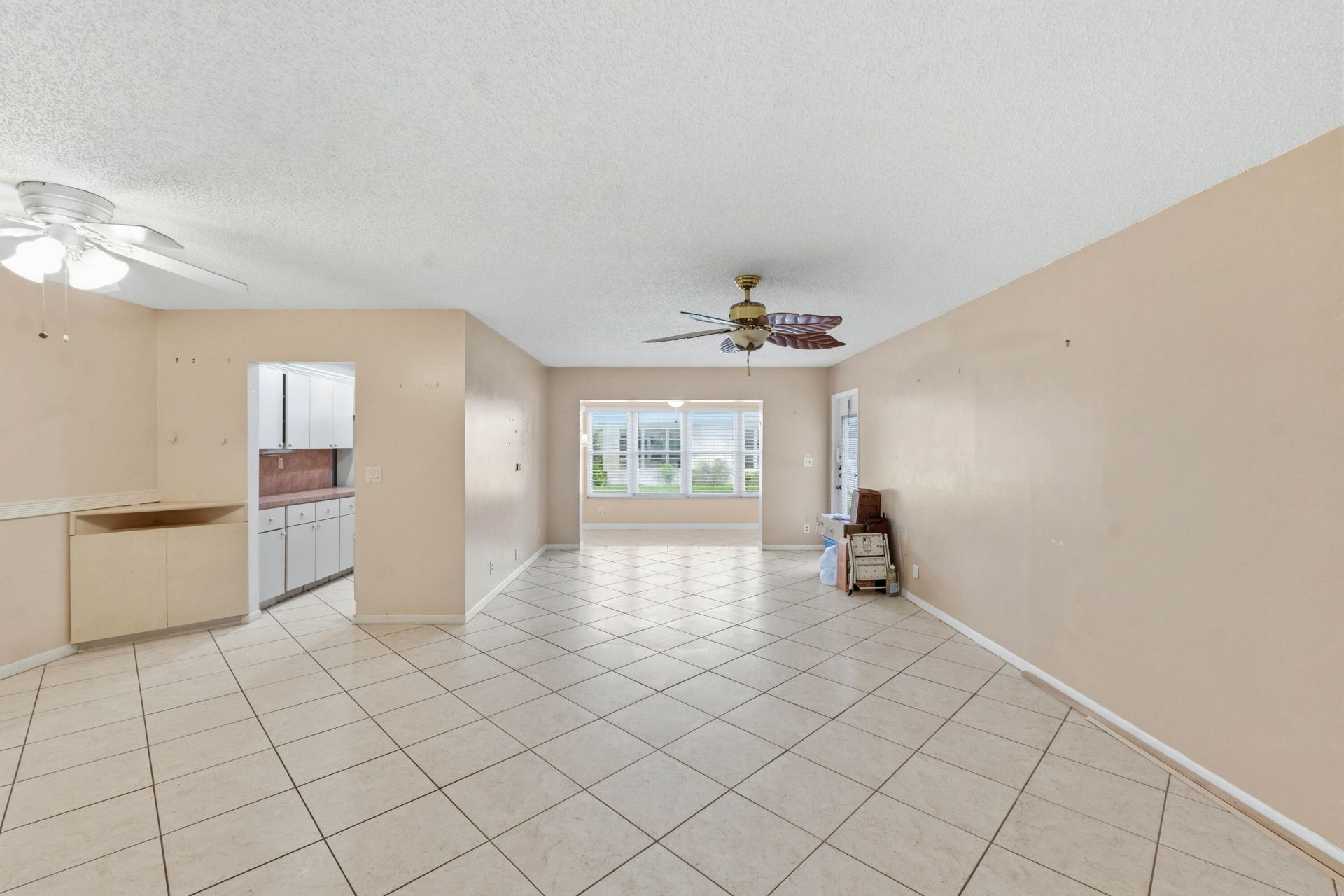 5126 Lakefront Boulevard, Unit B, Delray Beach, FL 33484 Photo