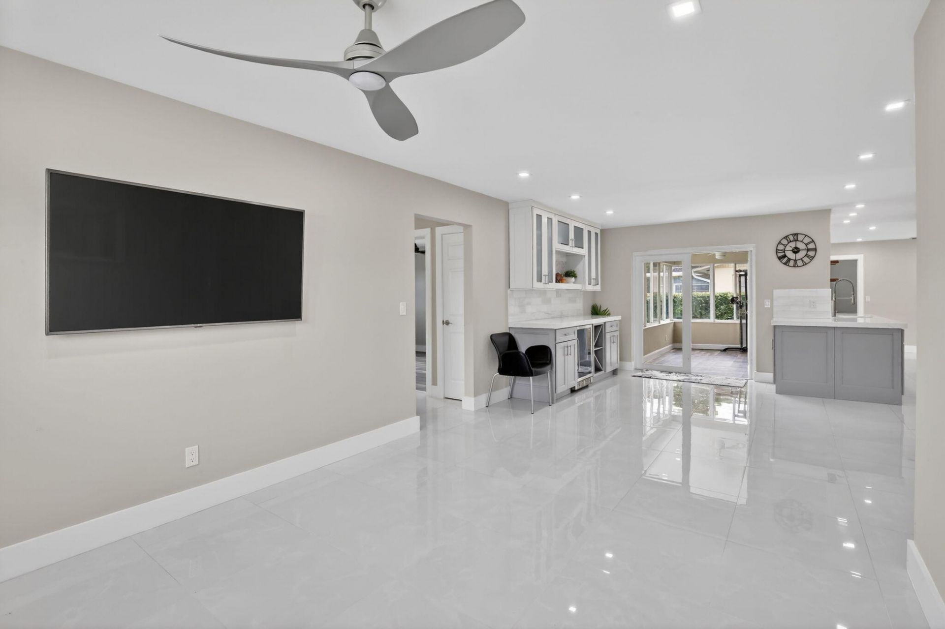 12411 SW 2nd Street, Plantation, FL 33325 Photo