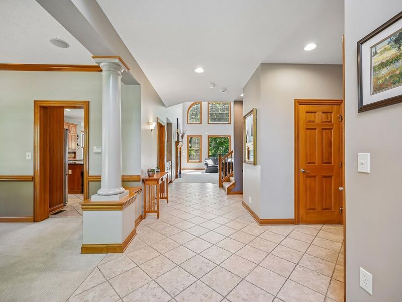 6493 Ballantrae Place, Dublin, OH 43016 Photo 2