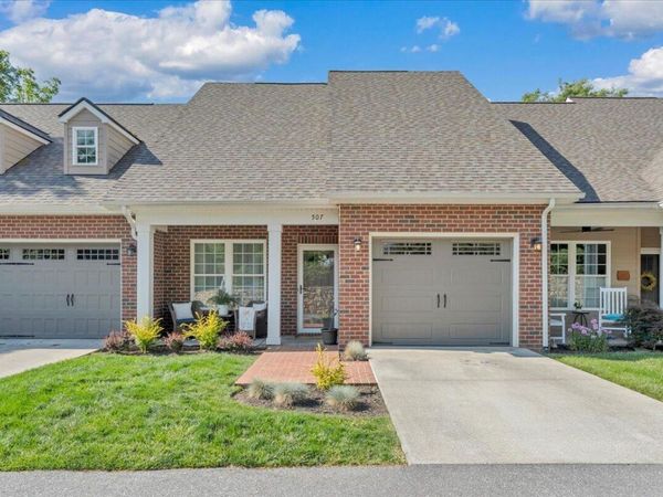507 E Burwell ST, Salem, VA 24153
