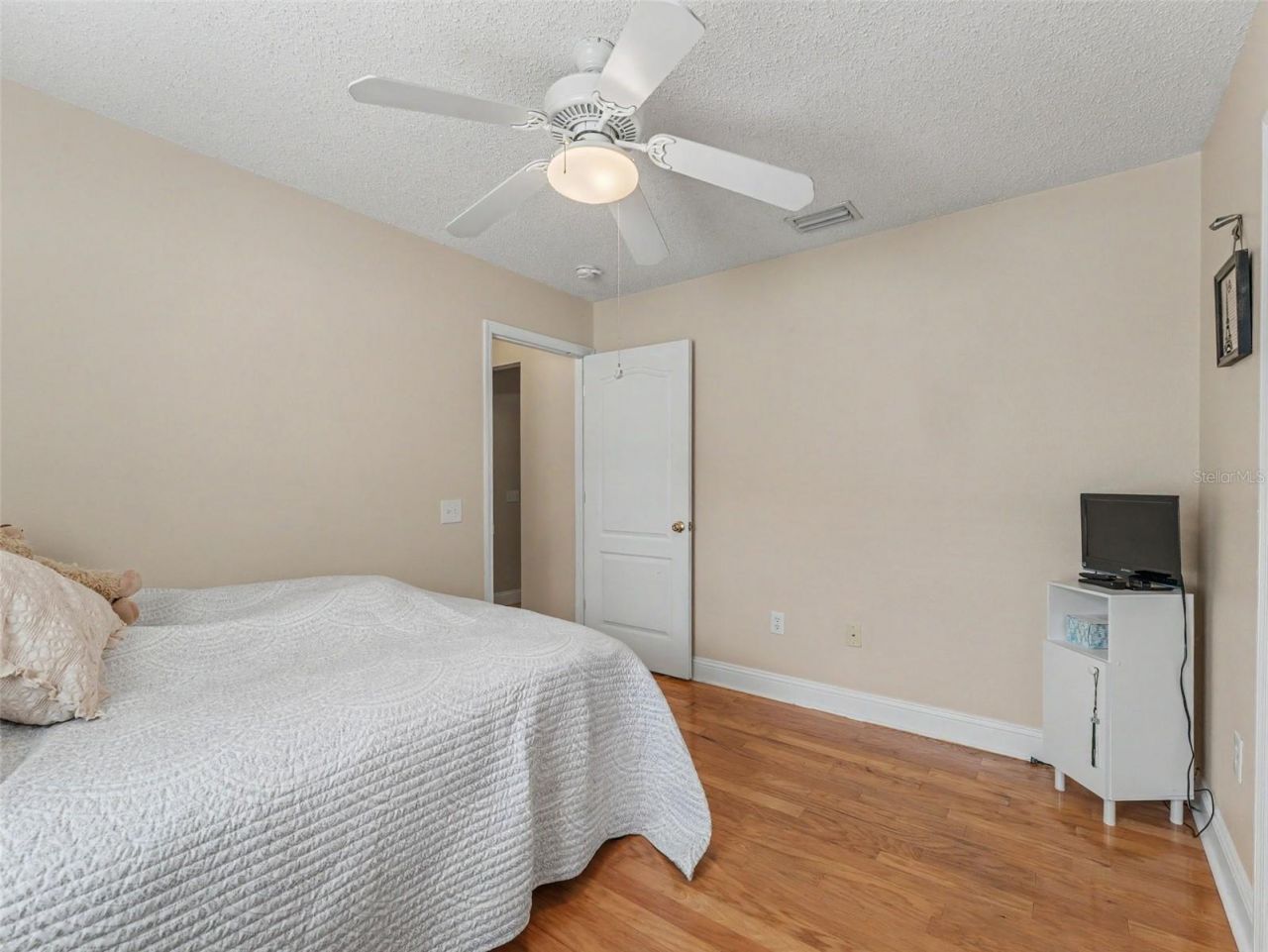 22536 Laureldale Drive , Lutz, FL 33549 Photo