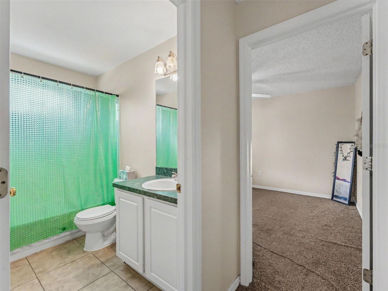 22536 Laureldale Drive , Lutz, FL 33549 Photo