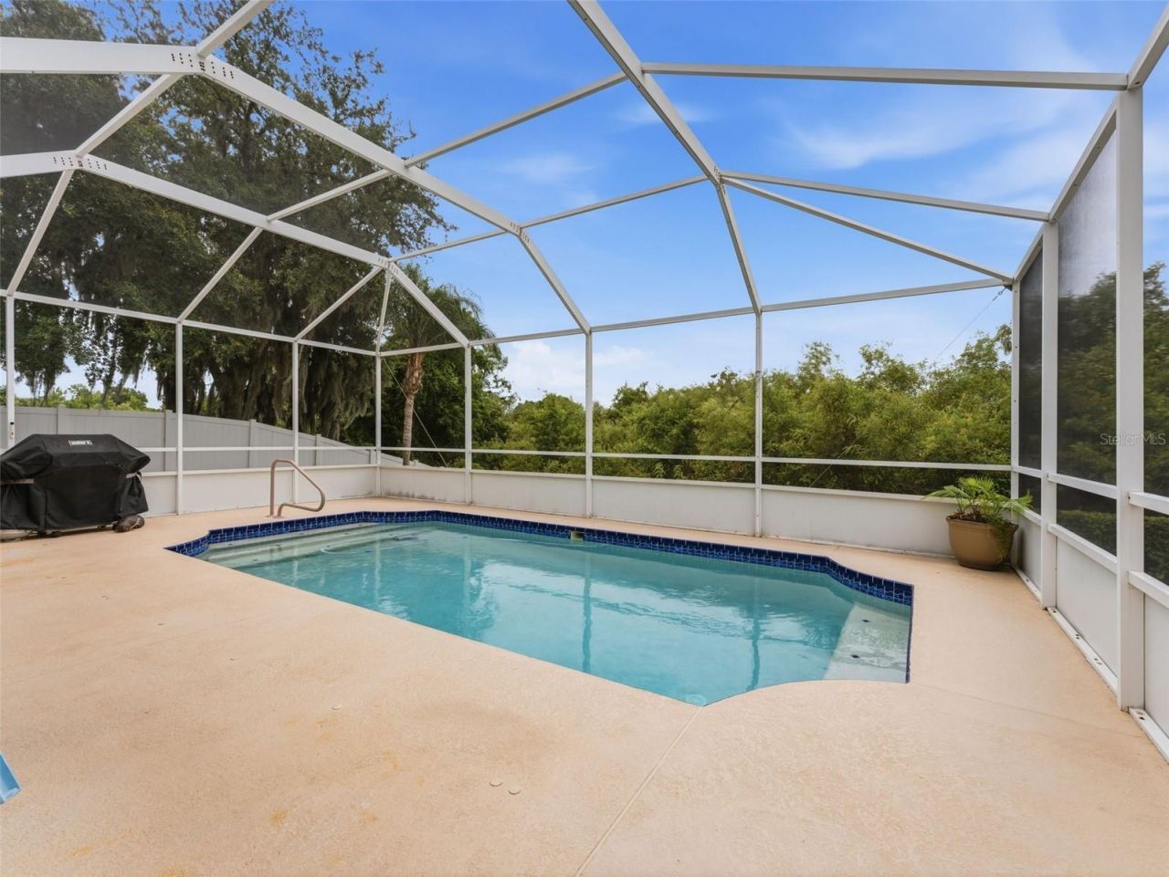 22536 Laureldale Drive , Lutz, FL 33549 Photo