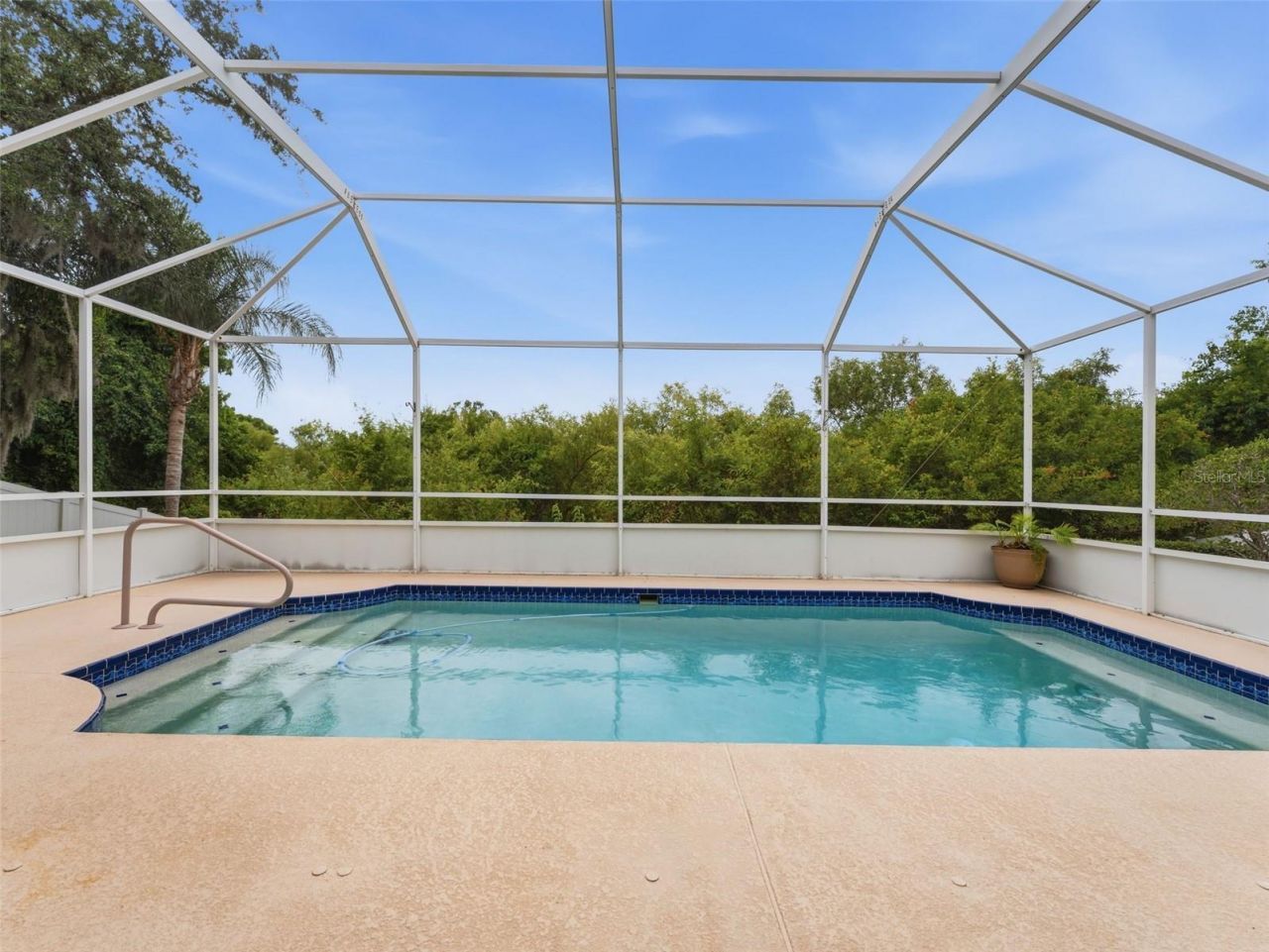 22536 Laureldale Drive , Lutz, FL 33549 Photo